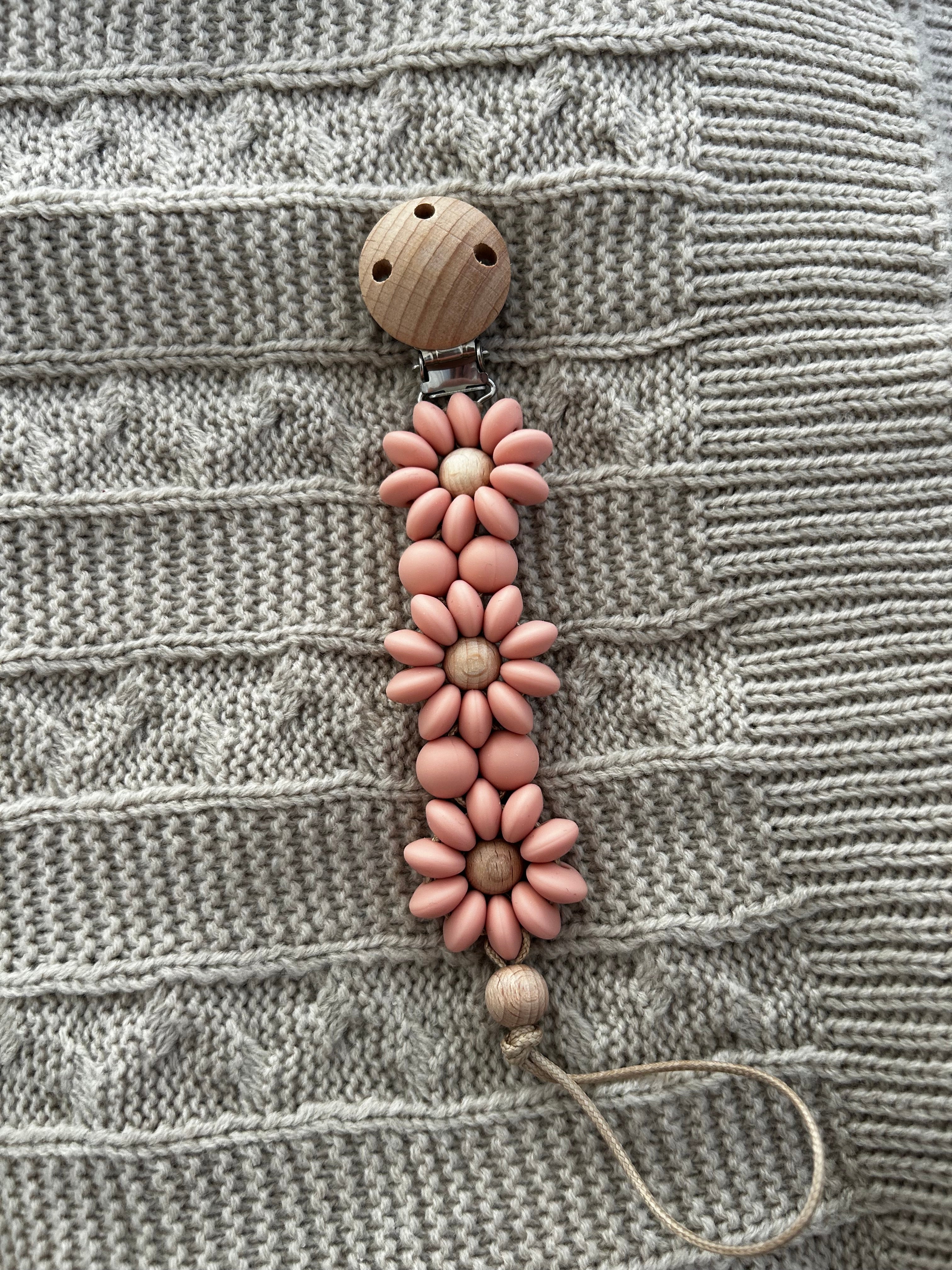 3D Flower Dummy Clips